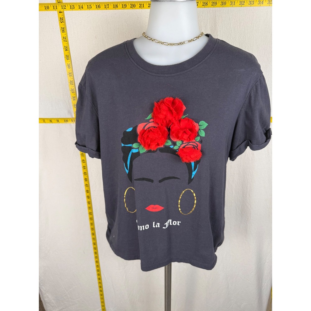 Como La Flor Selena Gray Tee Women XL 3D Rose Vintage Mexican Pride Tejano Queen
